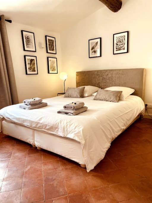 Mazarin Suite Centre Ville Historique Proche Cours Mirabeau Aix-en-Provence Luaran gambar